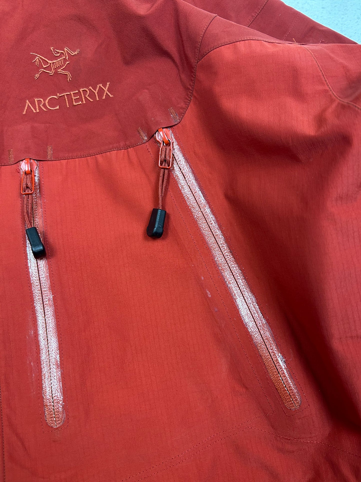 Arc'teryx Theta SV Sangria Red Gore-Tex Rain Jacket