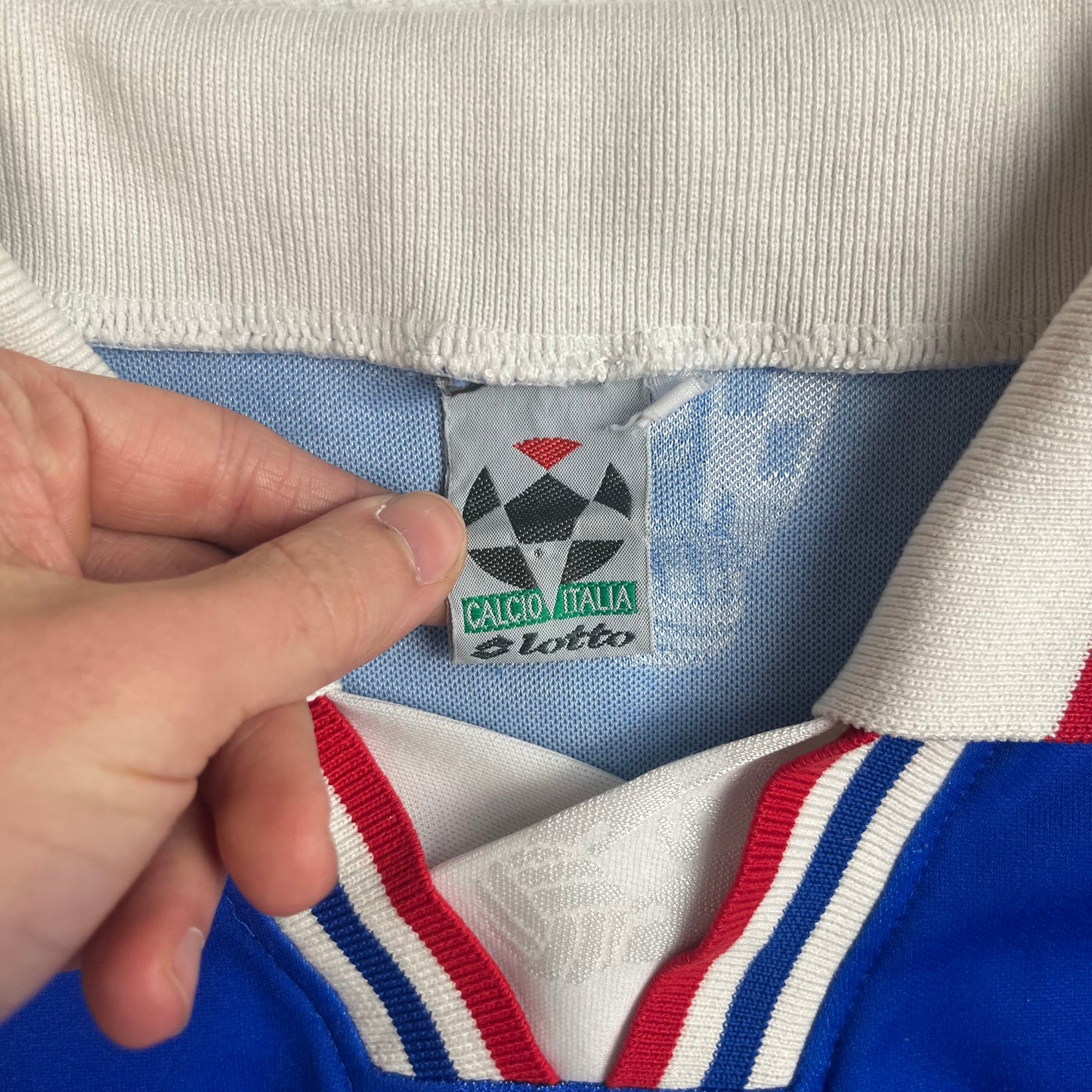 Vintage Croatia 1998 Away Soccer Kit