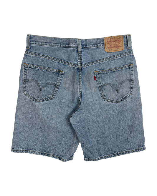 Levi's 550 Jorts