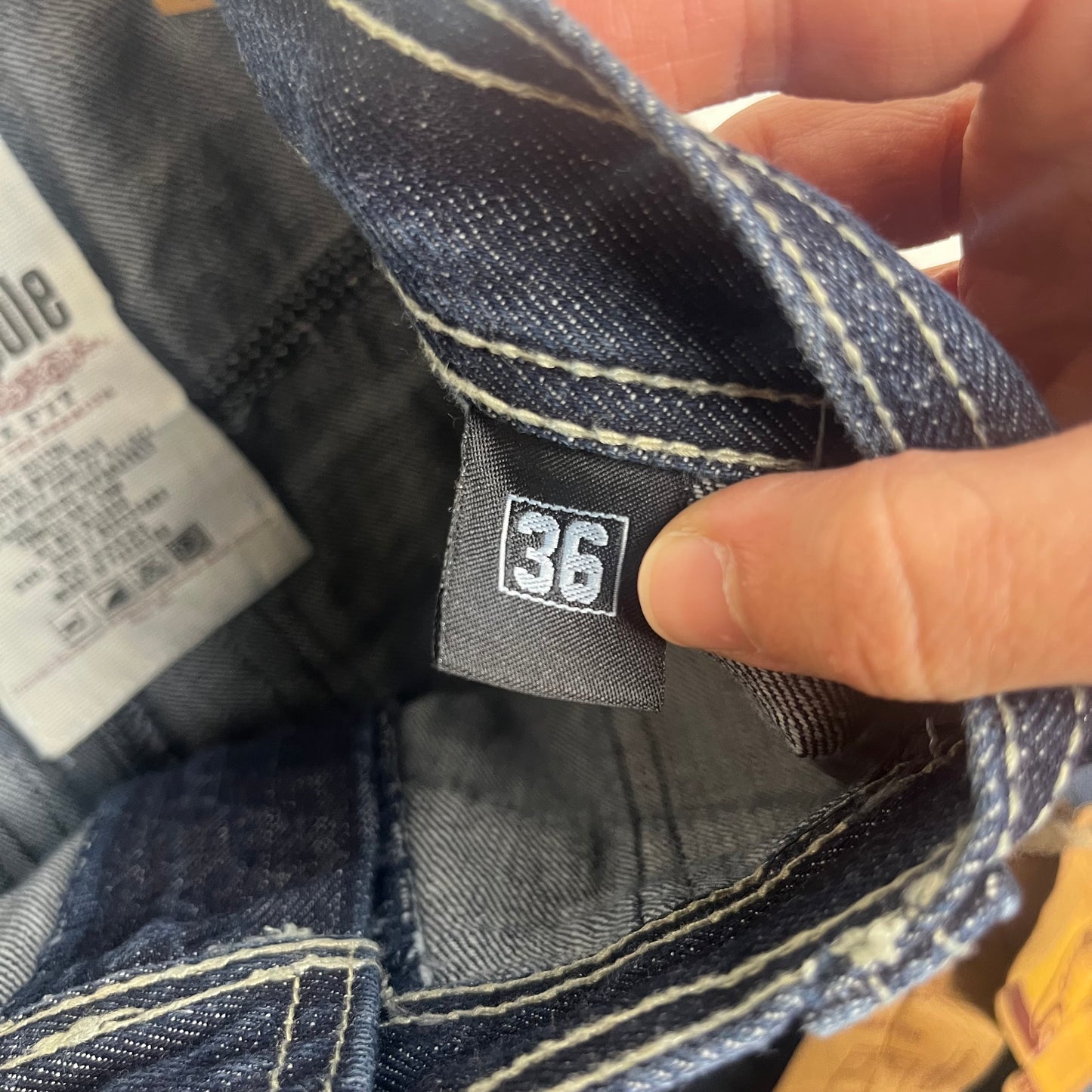 Deadstock South Pole Jorts