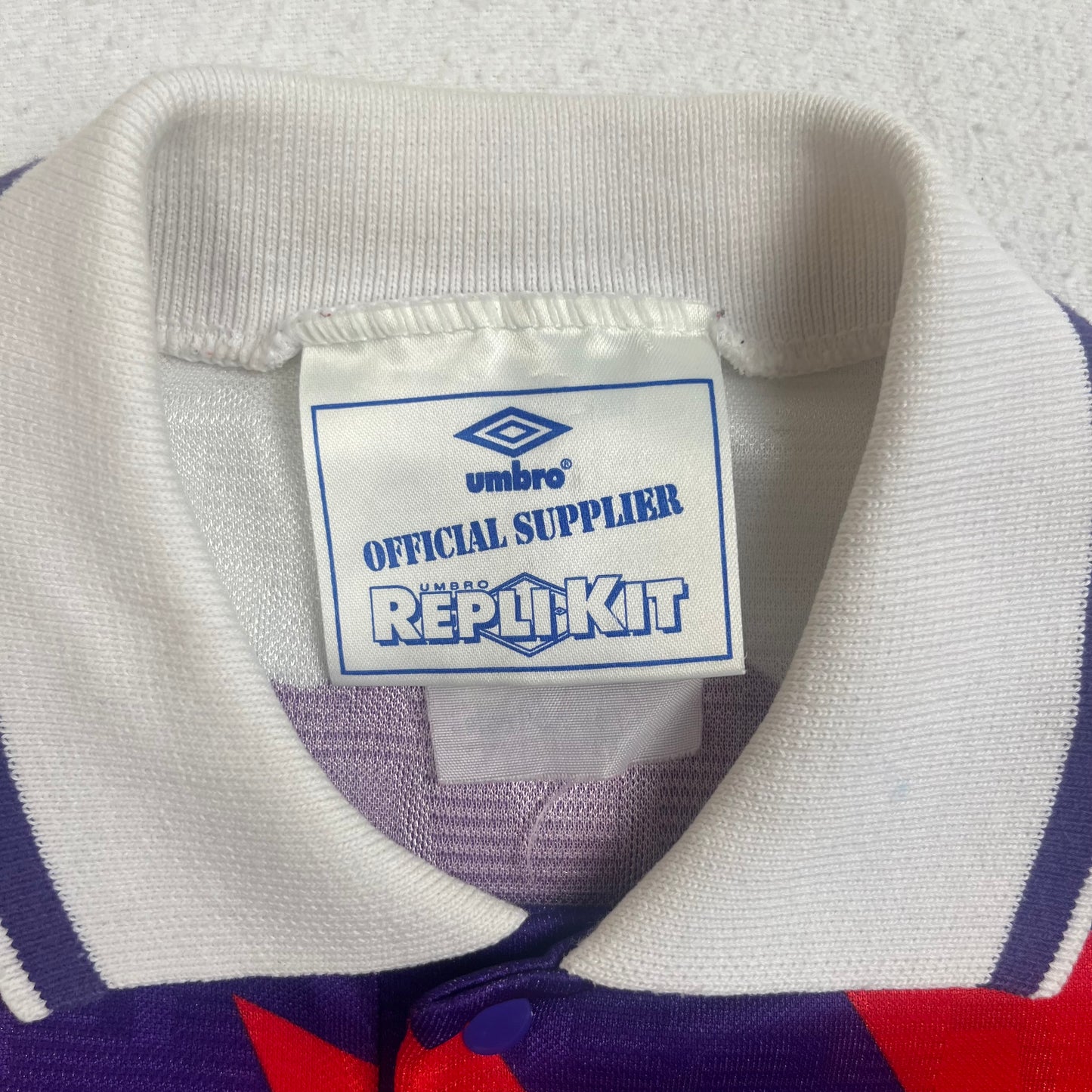 Vintage Umbro Scotland 1991/93 Away Soccer Kit